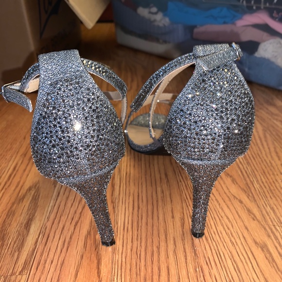 sparkly heels - Picture 4 of 6